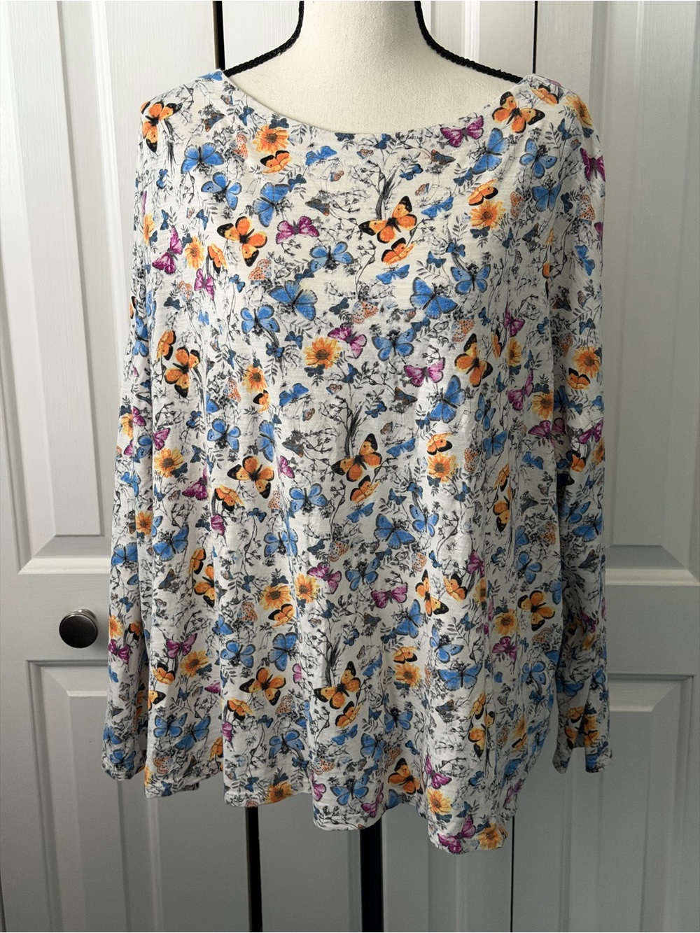 J.Jill. Butterfly & Floral Print Long Sleeve Top - Cream Base. 100% Cotton